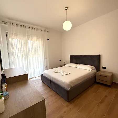 Center 아파트 Vlorë